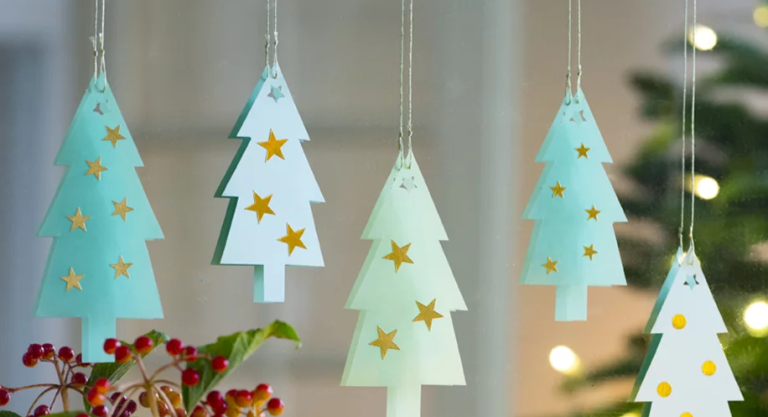 Christmas craft kindergarten small section