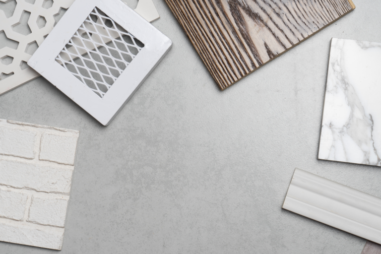 Carrelage gris intemporel : la surface qui refuse de ternir avec les années