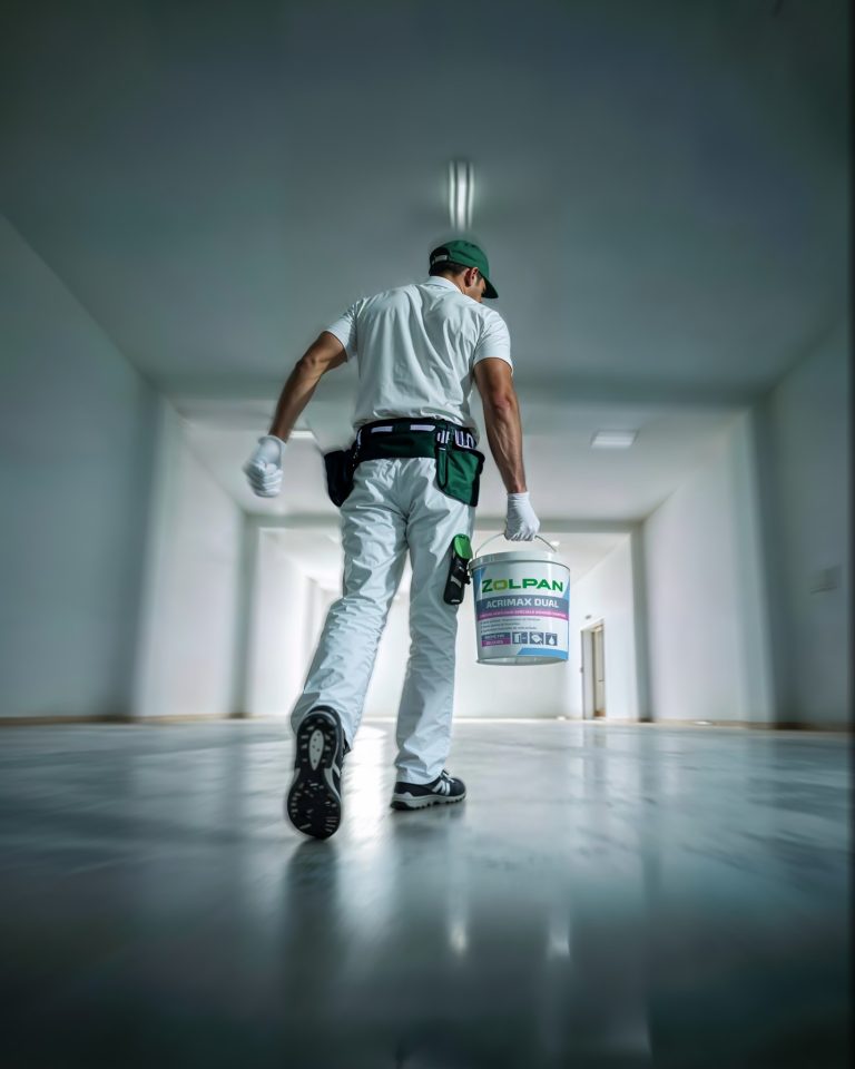Peinture Zolpan avis : la marque, ses fiches techniques et ses limites